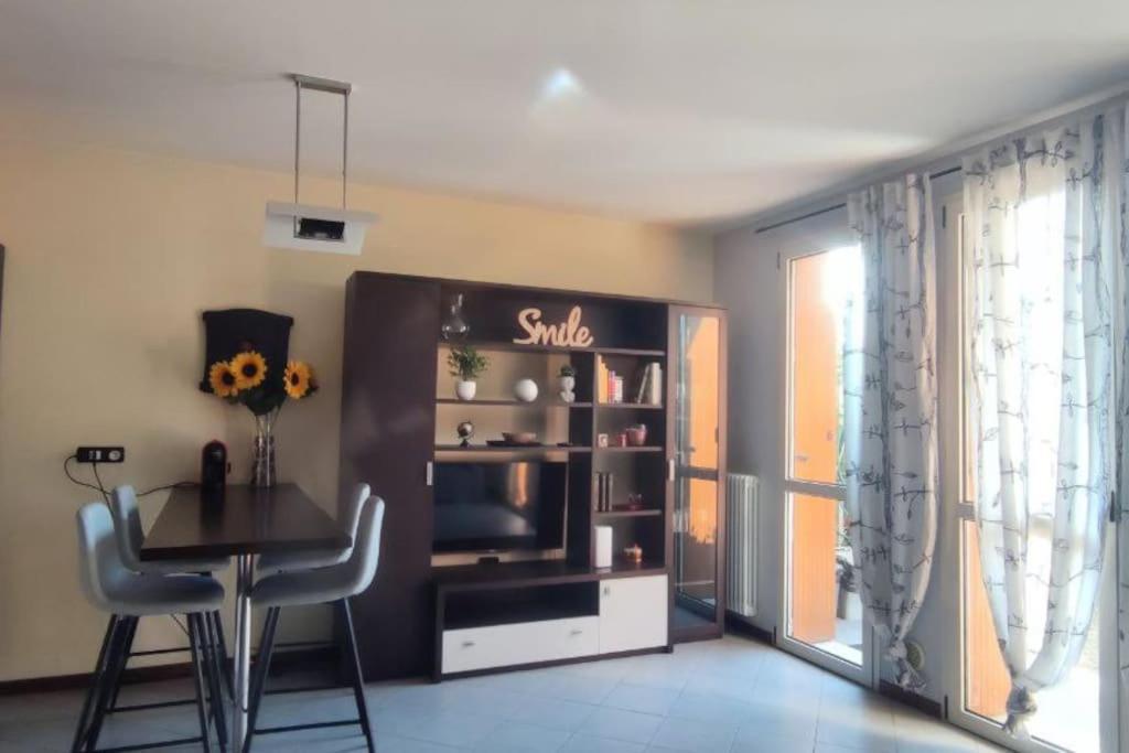 Appartamento Glamour House, Comoda A Tutti I Servizi Parma Esterno foto