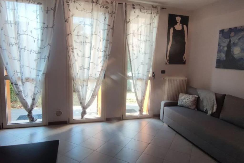 Appartamento Glamour House, Comoda A Tutti I Servizi Parma Esterno foto